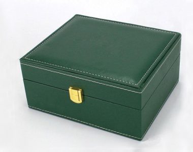 Benefits of Custom Leather Gift Box