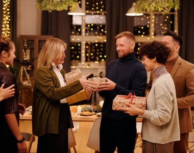 Corporate Gifts for Your Coworkers and Customers