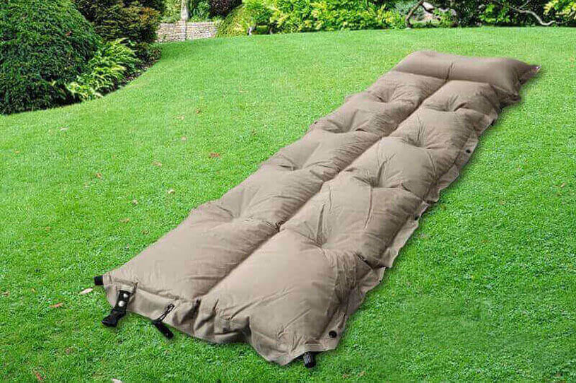 Ultra-light portable inflatable sleeping pad for outdoor use