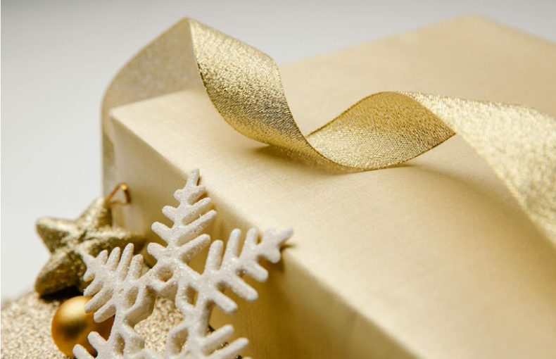 Gift packaging boxes customized to perfection. Discover key considerations for standout designs that resonate with your audience