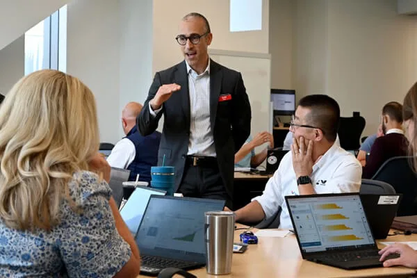 Fast Sampling Service for Corporate Gift Program Planning and Quality Validation